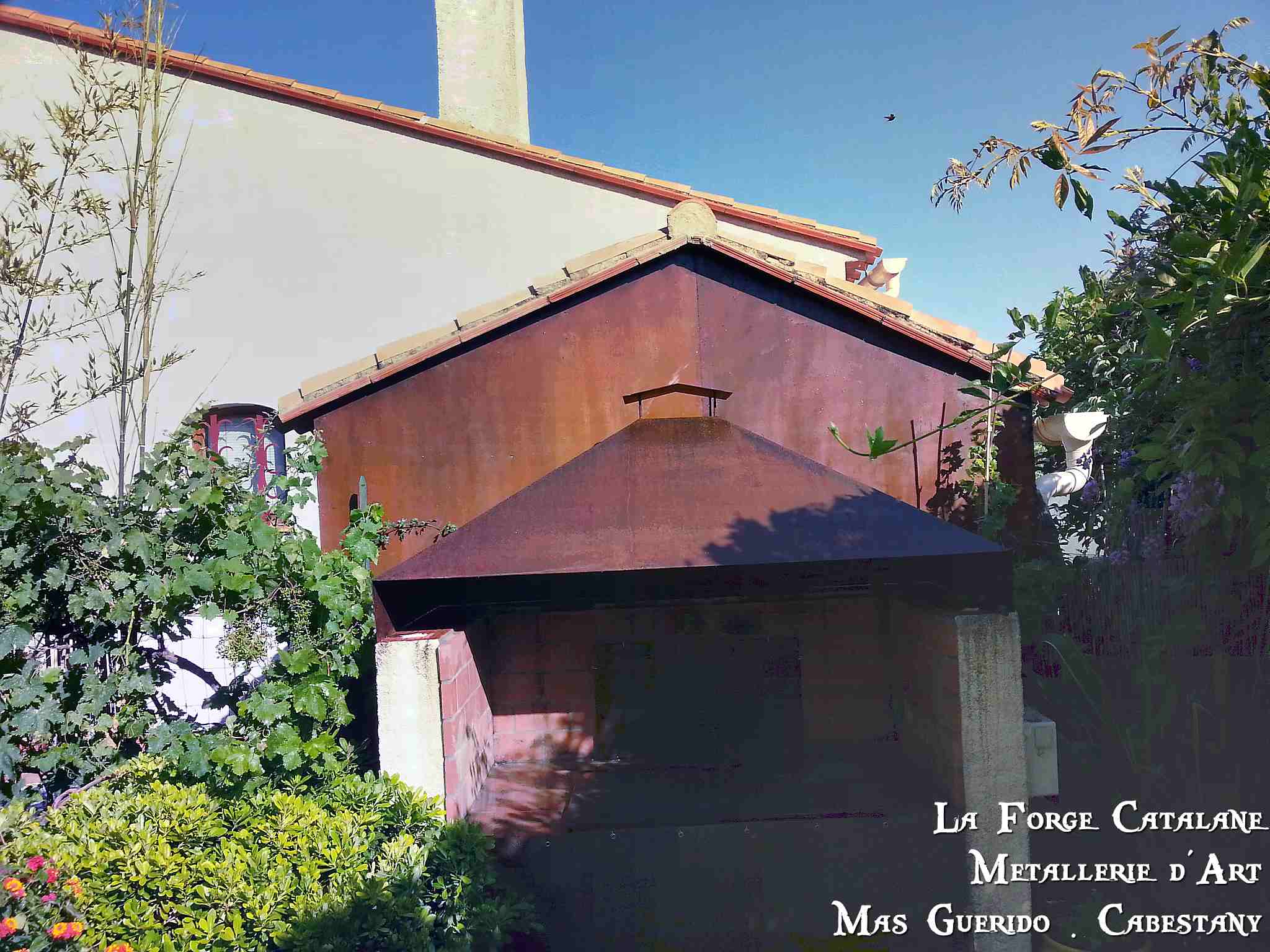 hotte barbecue chapeau rouille rouille fer Forge Catalane Cabestany 2.jpg